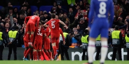 Skuad Bayern Munchen merayakan gol ke gawang Chelsea di ajang Liga Champions 2019/20. AP Photo | Bola.net