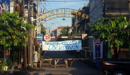 Pemblokiran jalan masuk ke Kocoran-Barek melalui gang Kinanti (dok. pri).
