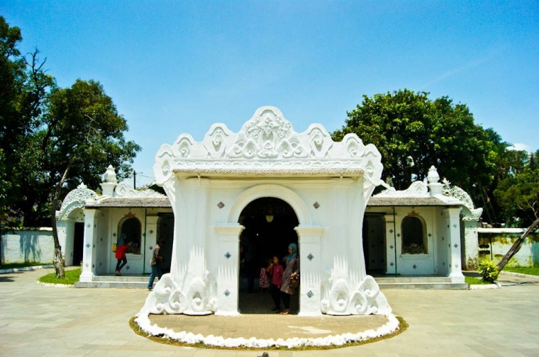 Keraton Kasepuhan (dok. pri).