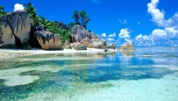 Pulau Putri Panyusuk yang indah (gambad: backpackerjakarta.com)