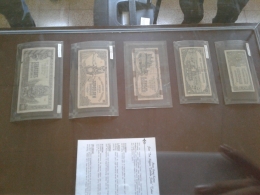 Koleksi Rupiah zaman dulu; mencintai rupiah berarti membantu menyelamatkan perekonomian Indonesia/ dokumentasi Adica