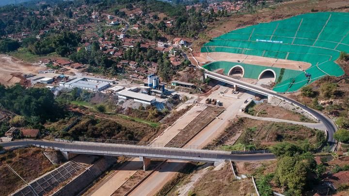 Terowongan jalan Tol Cisumdawu (Antarafoto.com)