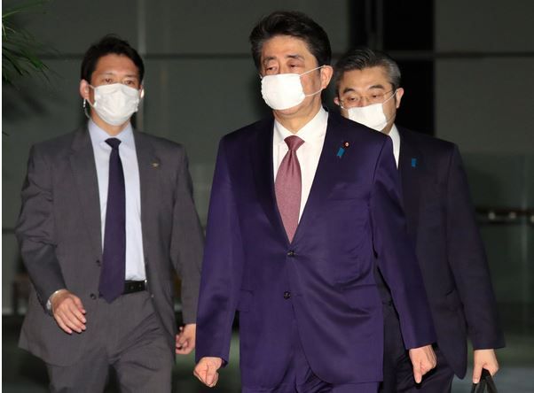PM Jepang Abe Shinzo (sumber : asahi.com)