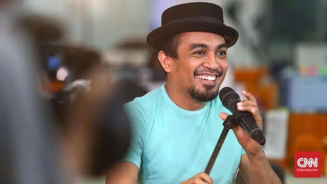 Selamat Jalan Glenn Fredly, Tetaplah Menjadi Romansa yang Mampu