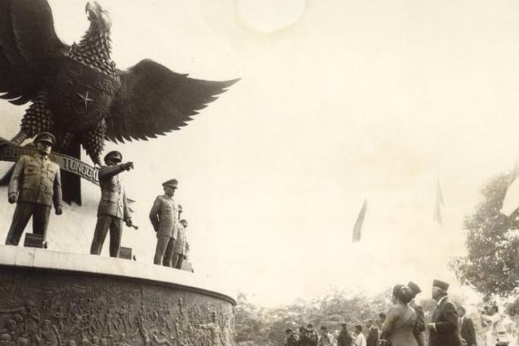 Soeharto dan Monumen Pancasila Sakti (Kompas.com)