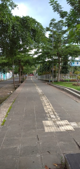 Track jogging Taman Tingkir yang biasa ramai kini sepi: Dok. Pribad/ Yunita Kristanti