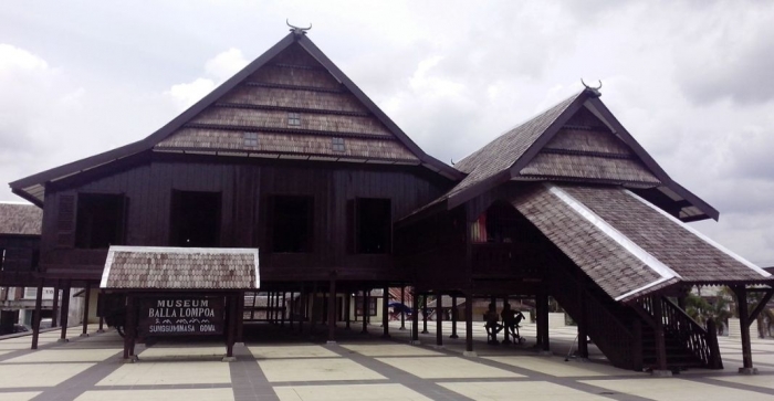 Ballalompoa, Istana Raja Gowa. Dalam bahasa Makassar, Balla artinya rumah dan Lompo adalah besar (foto IST/nurterbit)