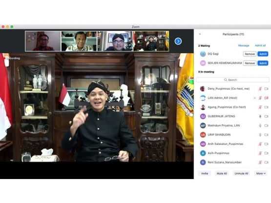mulai meeting dengan Zoom