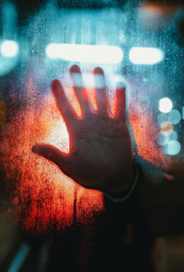Gambar tangan yang mengilustrasikan sebuah penolakan|Foto: Pixels (Josh Hild) 