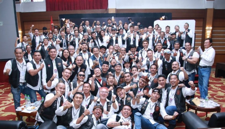 HDCI Bandung Sumbangkan APD dan Paket Sembako - Kompasiana.com