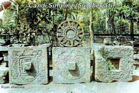 Surya Majapahit dari Candi Simping (Riyan Damma)