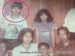 Andy Liany (berdiri paling kiri) di tahun 1986 bersama keluarga pamannya di Bandung/Dok.pribadi Al Hafez Saleh Rachim (Oj Rock)