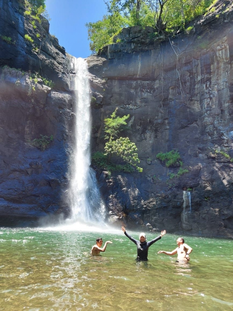 Curug Larangan ( Air terjun) Larangan terletak Di Desa Girimukti, Kecamatan Ciemas, Kabupaten Sukabumi Jabar. Poto Rudi / dokumen kompepar