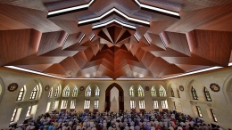 Ilustrasi salat berjemaah di masjid, sumber: pixabay.com/Semtiyar