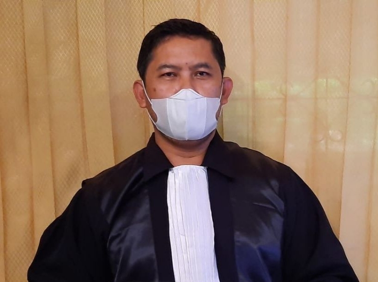 Gerardus Gegen,SH,MH.kes,selaku Direktur Lembaga Bantuan Hukum Perawat Indonesia