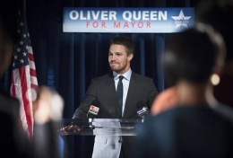 Oliver Queen Menjadi Walikota (Dok.CW)