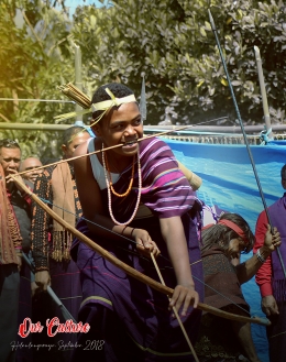 Tarian Perang dari Adonara, Pesona Budaya Flores Timur, Provinsi Nusa Tenggara Timur. (Foto/Tarwan Stanislaus)