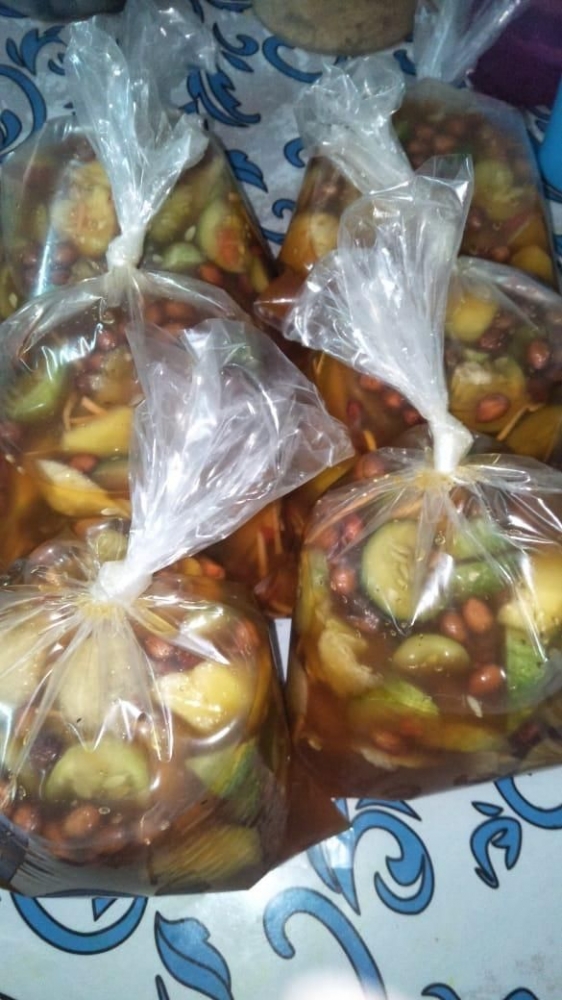 Rujak Asem Ibu Ria Siap Menggoyang Lidah Kompasiana Com