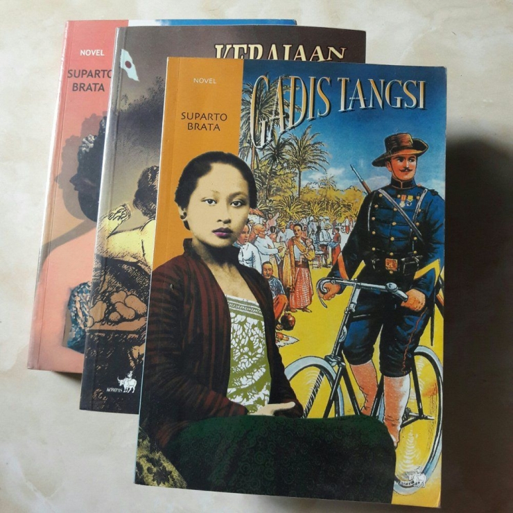 Buku Trilogi Gadis Tangsi ( Sumber foto: istimewa)