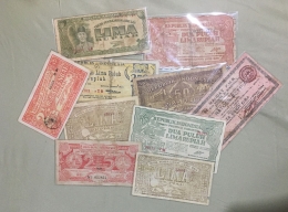 Sejumlah uang kertas Indonesia sebagai benda koleksi yang banyak dilelang (Dokumentasi Pribadi)