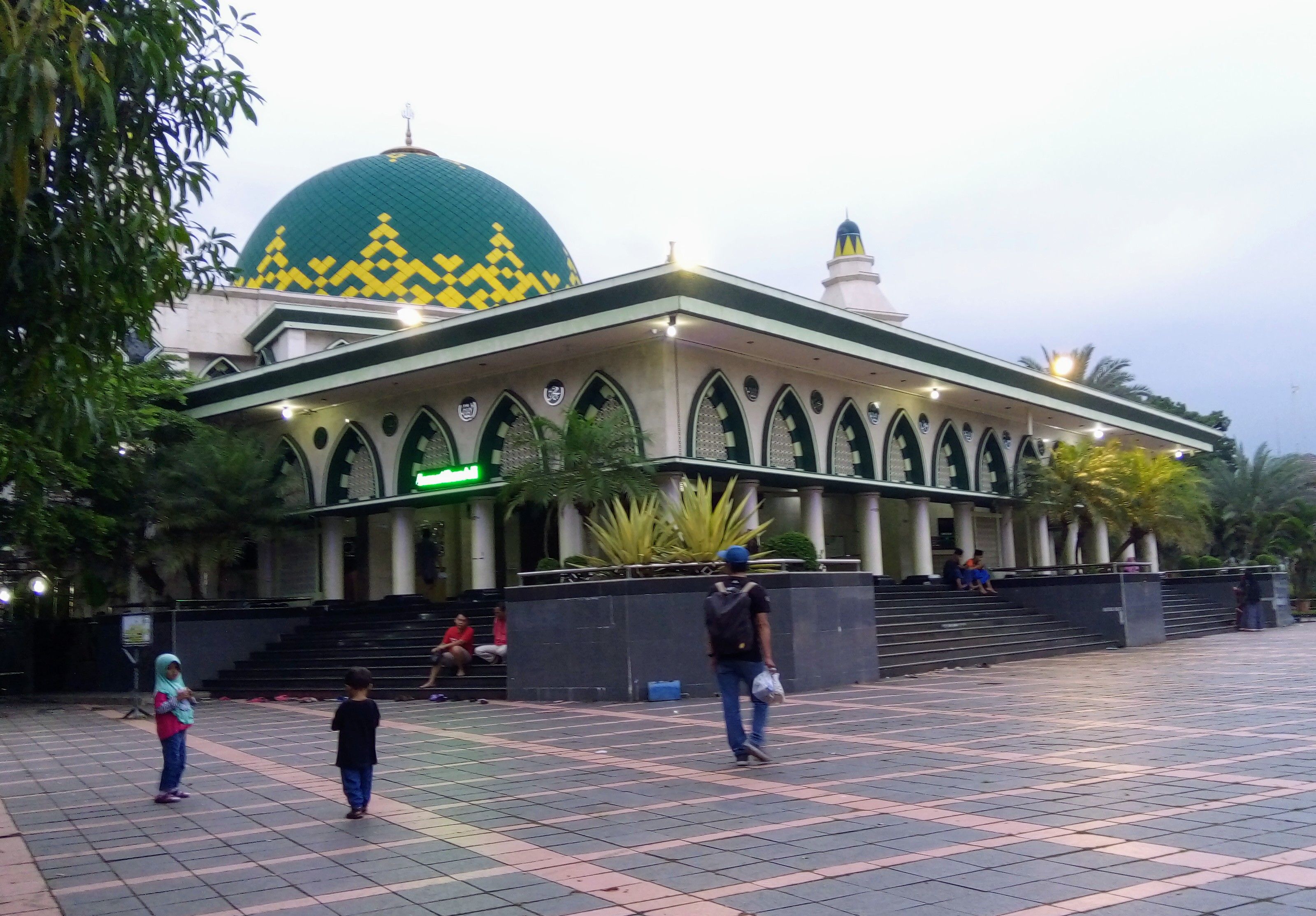 Masjid Raya Ciamis (Foto: Dokumentasi pribadi yang diambil sebelum pandemi Corona)
