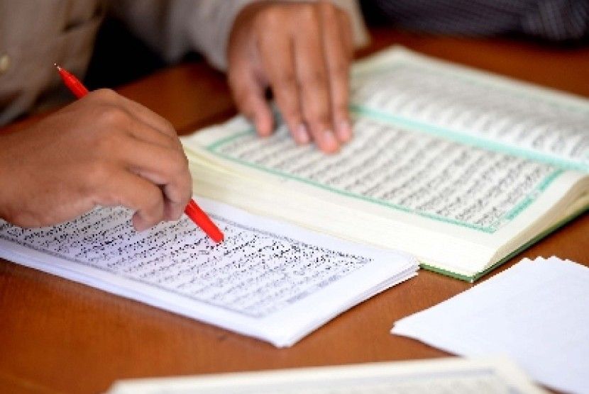 Mengkhatamkan Quran (Sumber: republika.co.id)