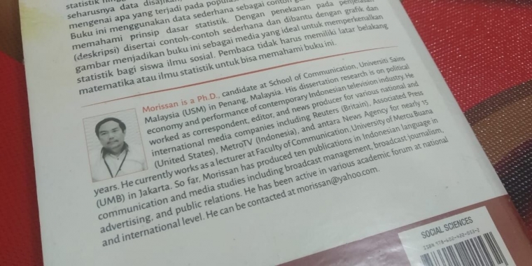 Contoh Pendahuluan Makalah Tentang Media Sosial لم يسبق له