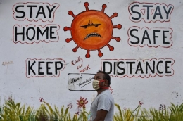 salah satu sisi kehidupan di India di tengah wabah virus Covid-19. Sumber foto: BBC.com
