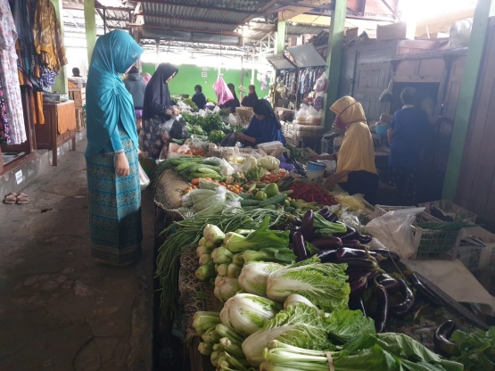 Rp3000,00 bisa membeli bahan sayur lodeh | dokpri