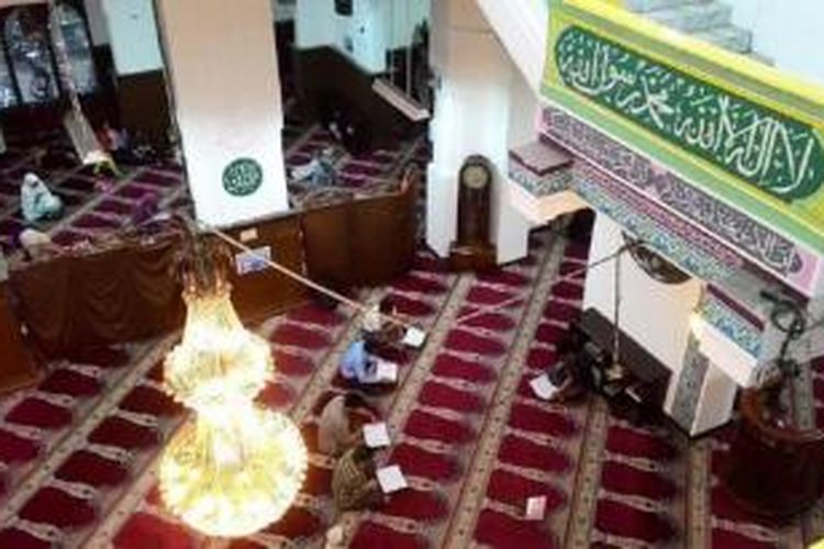 Masjid Cut Meutia difoto dari lantai 3. Vina Oktavia dipublikasikan Kompas.com