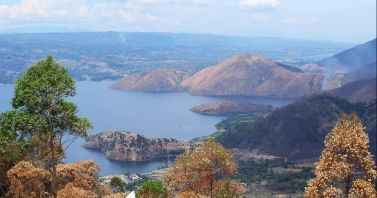 Tanah Batak nan permai, bukan ciptaan Dewi Deakparujar (Foto: pesona.travel)