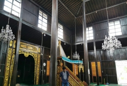 Interior Masjid Su'ada (Dok. Pribadi)