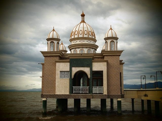 Masjid Terapung Palu Sebelum Tsunami (Sumber: dokpri)