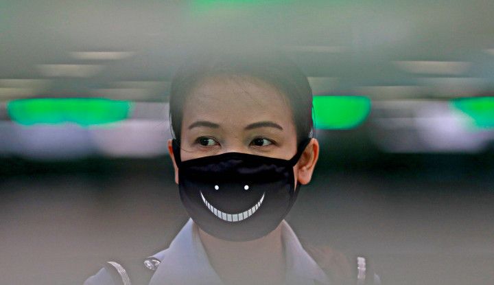 Beratkah jika kita berderma jempol, emoticon dan kata dalam menjaga silaturami dengan teman-teman kerja?|Sumber Foto: wartaekonomi.co.id (6/2/2020)