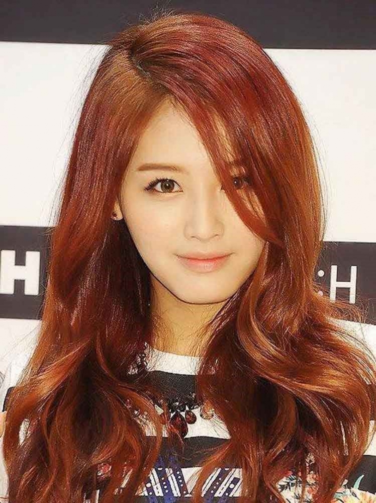 Warna Rambut Cokelat Klasik (Sumber gambar: wajahkorea.com)