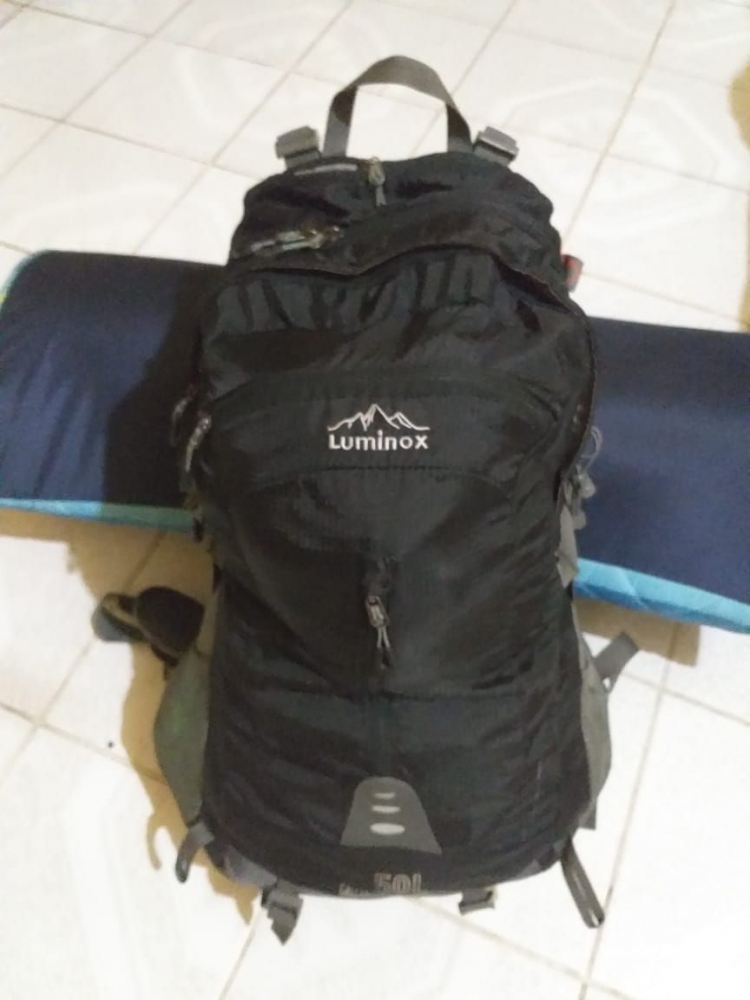Saya sempat mengabadikan backpack yang akan saya bawa ke RS. Dokpri