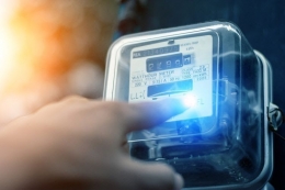 Ilustrasi meteran listrik (Foto; Shutterstock via KOMPAS.com)