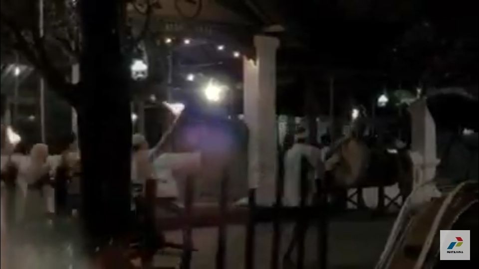 Tangkapan layar video, takbir keliling kampung