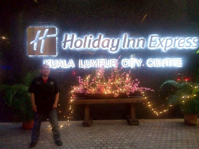 Tempat bermalam di Holiday Inn Express. (foto: dok. pribadi)
