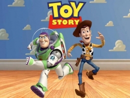 Kemos Toy Story | facetofeet.com