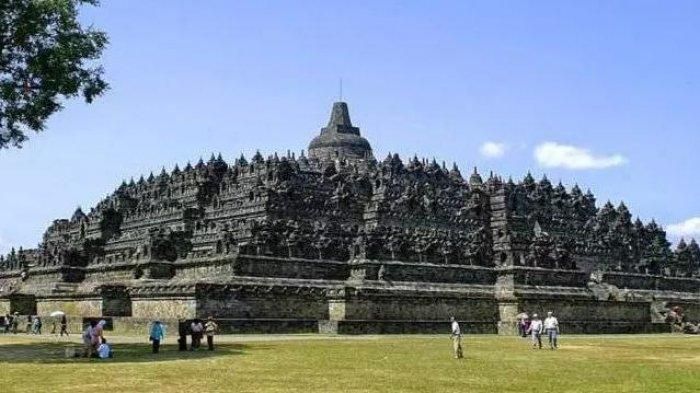 Bangunan opini yang indah itu ibarat candi Borobudur (Foto: tribunnews.com)