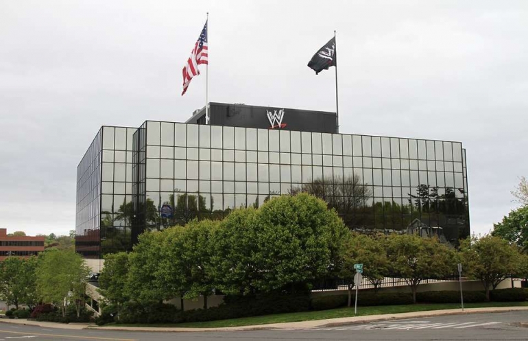 Kantor pusat WWE, Titan Tower yang berlokasi di Stamford, AS  menjadi tempat diselenggarakan pertandingan Money in the Bank (planetwrestling.com)