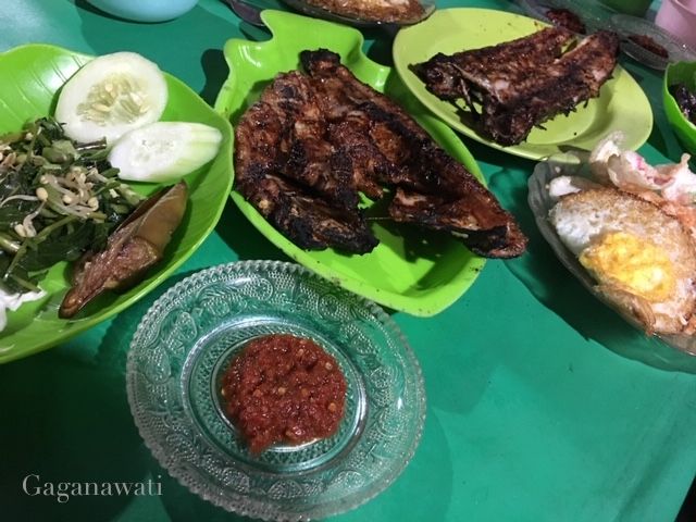 Mejanya penuh ikan (dok.Gana)