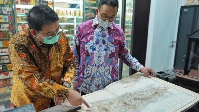 Fadli Zon menerima kunjungan Gubernur Anies di perpustakaan miliknya (twitter.com/ @fadlizon).