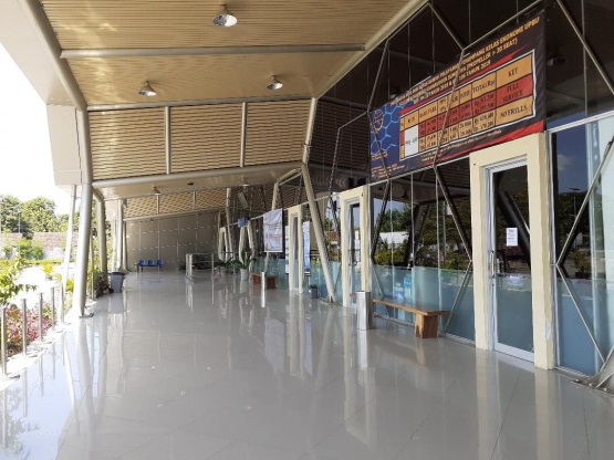 Bandara Sumbawa nampak sepi | Dokumentasi pribadi