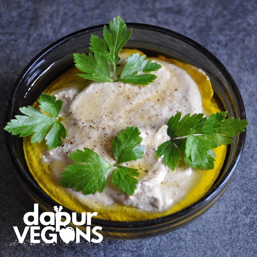 Baba Ganoush. Resep bisa didapatkan di  https://dapurvegans.com/resep-baba-ganoush/