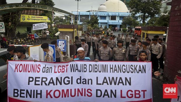 Demonstrasi menolak kehadiran LGBT| cnnindonesia.com