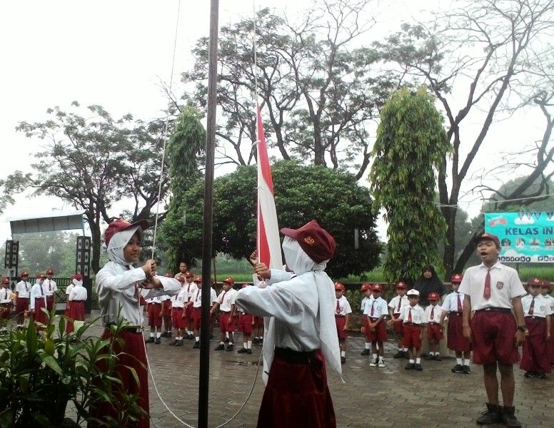 Ilustrasi upacara bendera memperingati Hari Kebangkitan Nasional (Foto: Koleksi Pribadi)