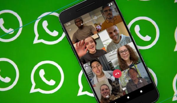 Ilustrasi video call whatsapp 8 orang (sumber: pindainews.com)