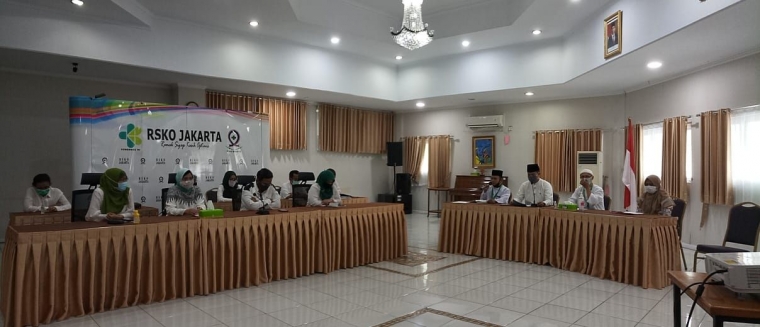 Deskripsi : Teleconfrence Halal Bi Halal RSKO Jakarta I Sumber Foto : dokpri
